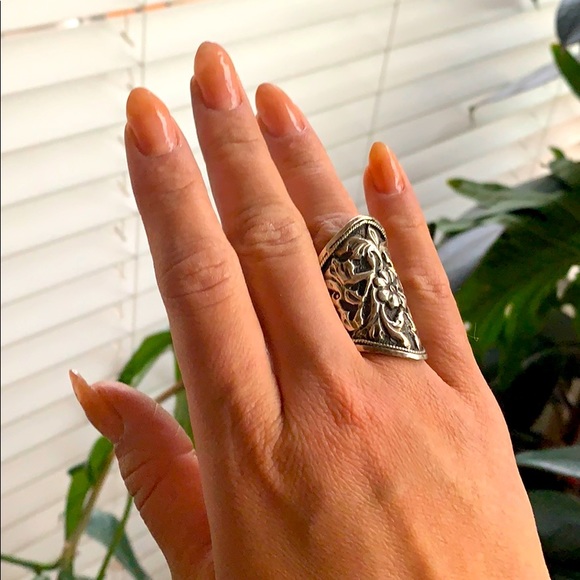 Intricate Sterling Silver Ring - Picture 2 of 11